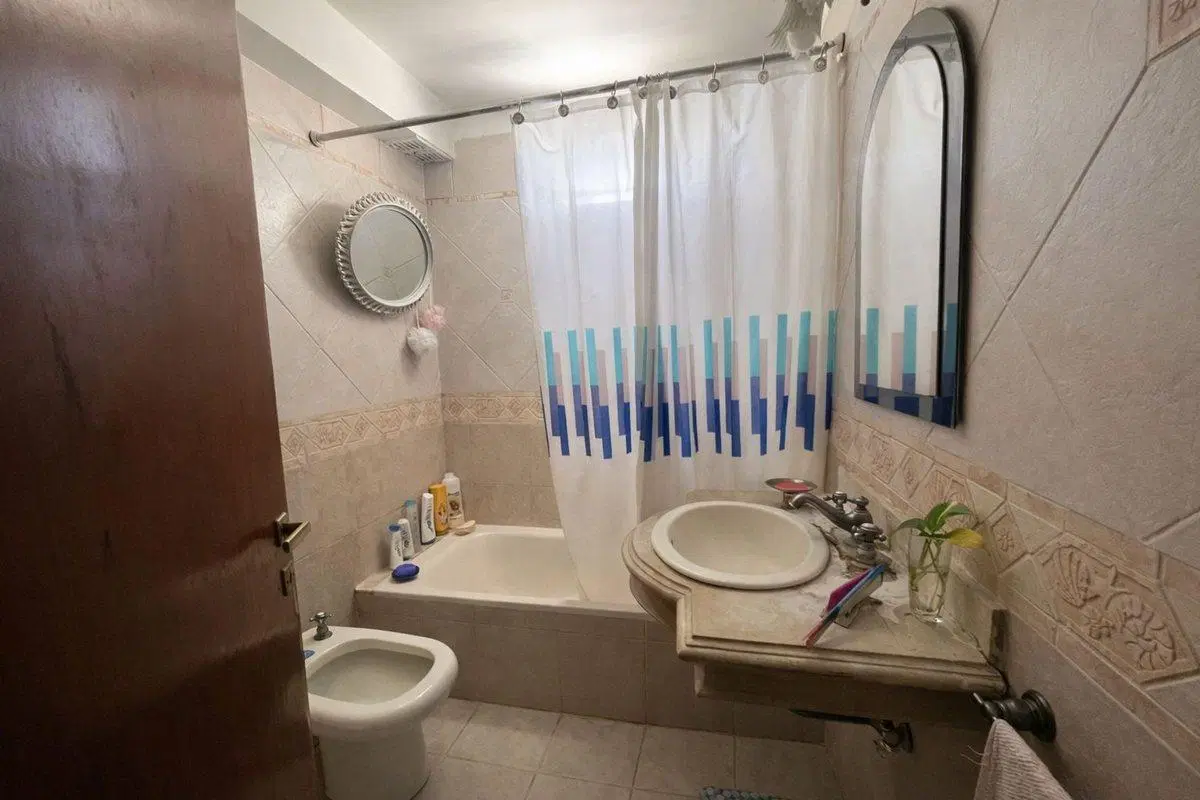 Venta 3 amb con dependencia y Balcón al frente 4