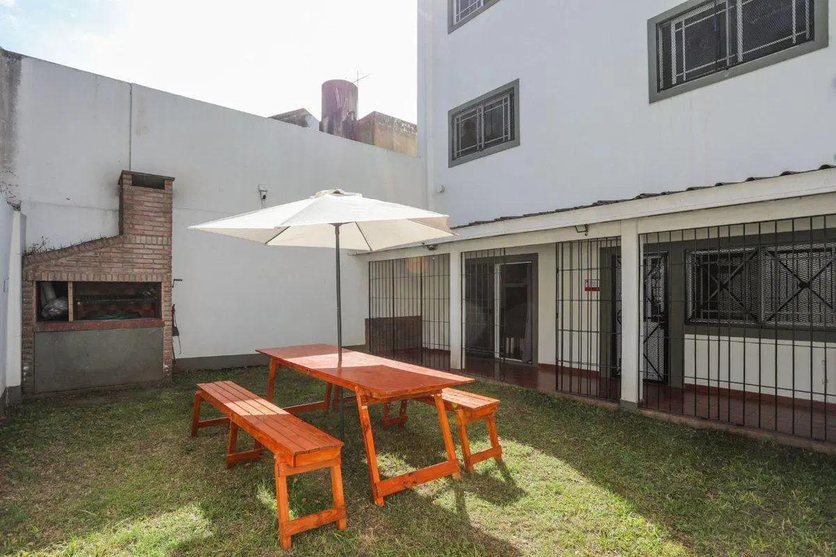 VENTA CASA 6 AMB CON JARDIN Y TERRAZA V. URQUIZA 3