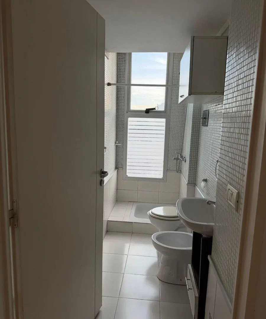 Monoambiente en Alquiler con Cochera Privada 2