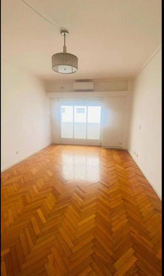 Venta Departamento 3 ambientes Abasto 5
