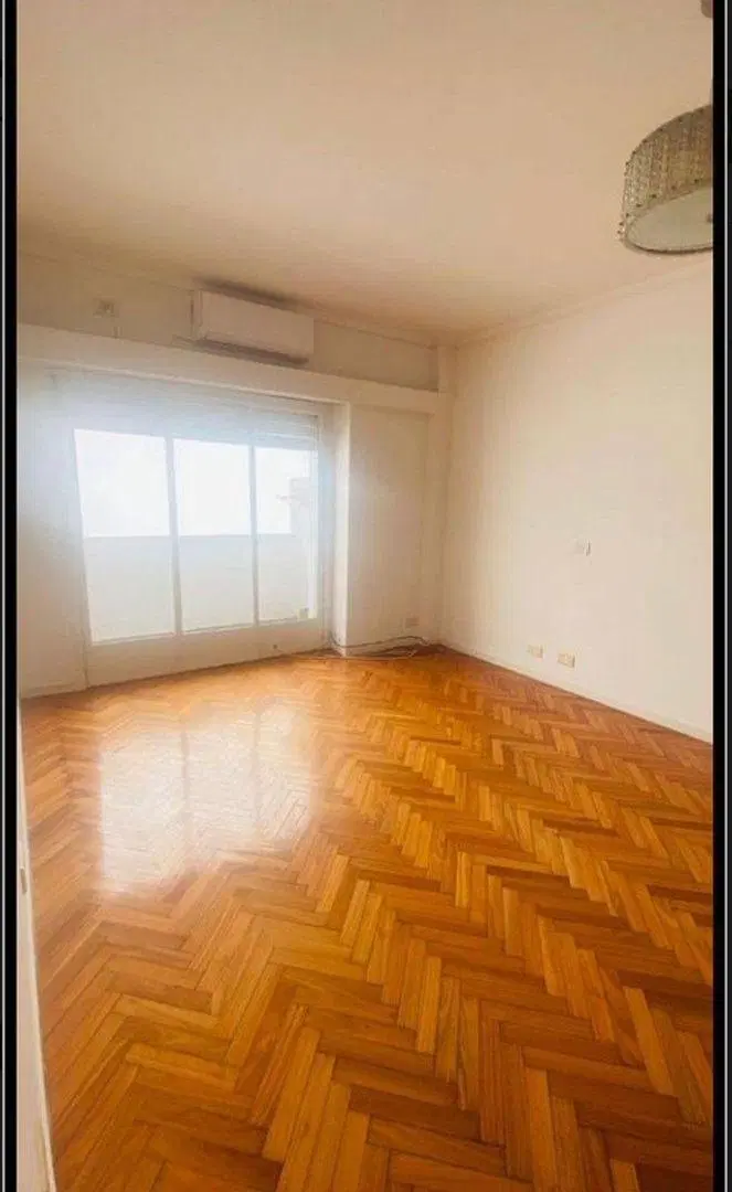 Venta Departamento 3 ambientes Abasto 4