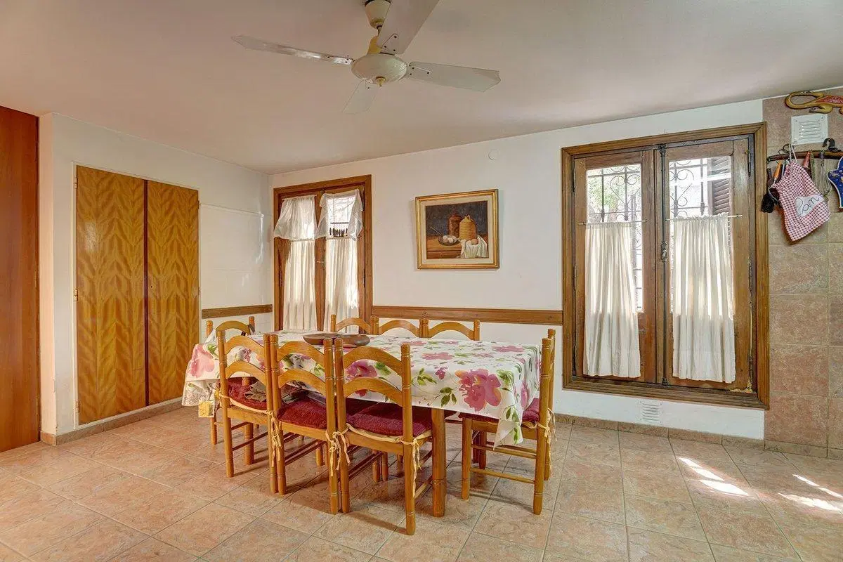 HERMOSA CASA LOTE PROPIO 6 AMB.- VENTA / MONSERRAT 4