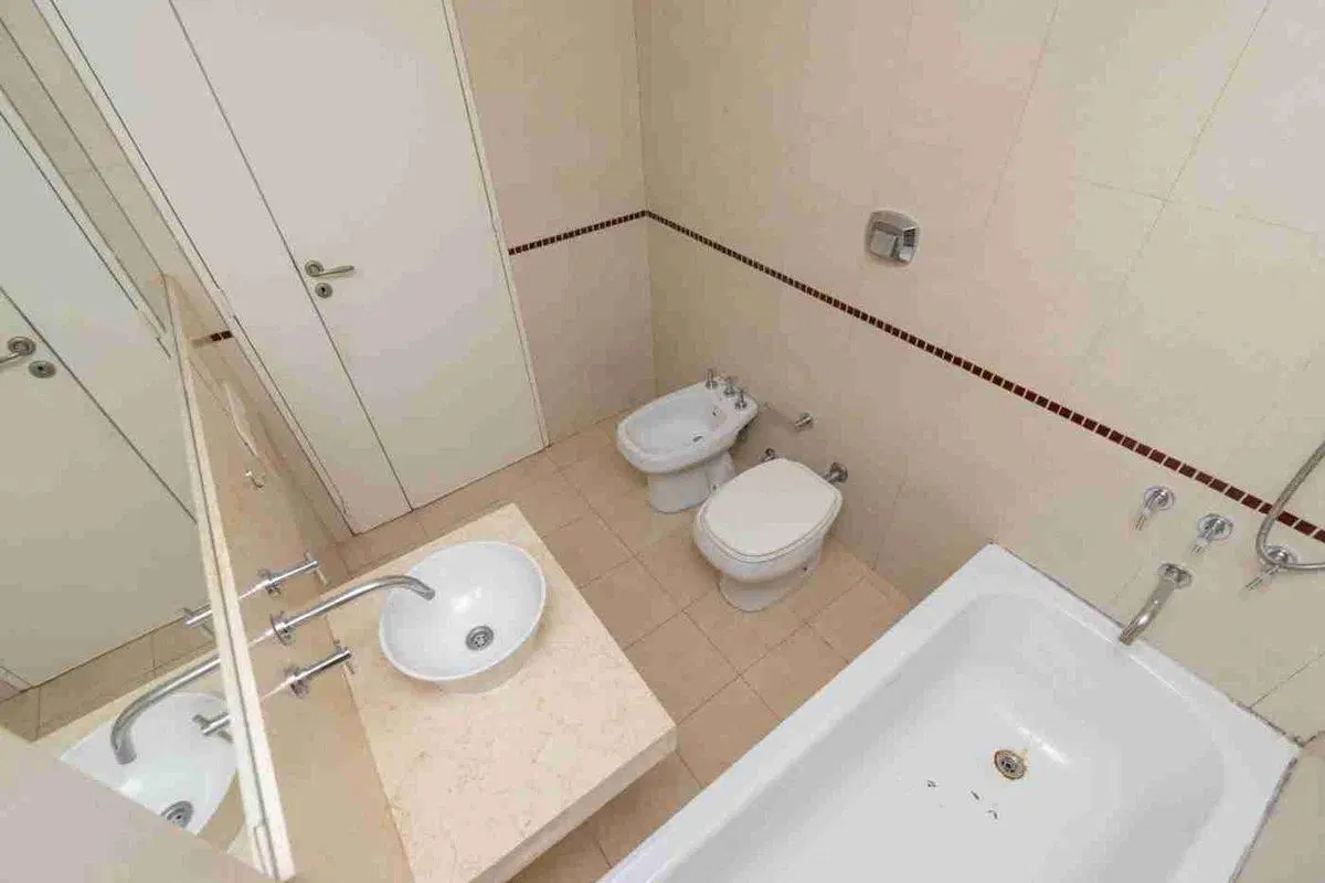 Venta departamento 2 ambientes Las Cañitas c/patio 5