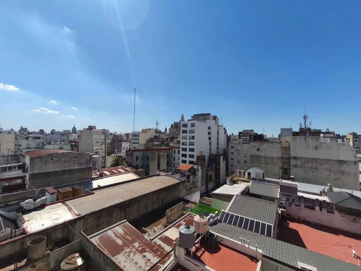 VENTA MONOAMBIENTE BALCON SUPER LUMINOSO-MONSERRAT 3