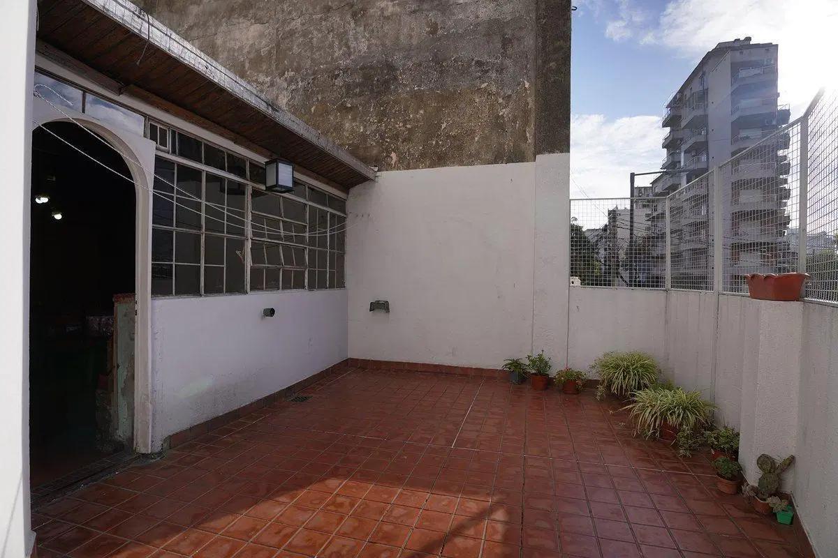 3 Amb con Dependencia, Quincho y balcon aterrazado 5