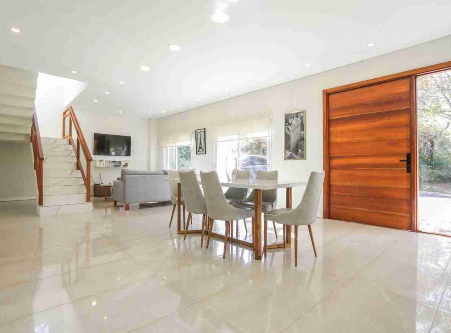 Casa 5 ambientes Los Cardales