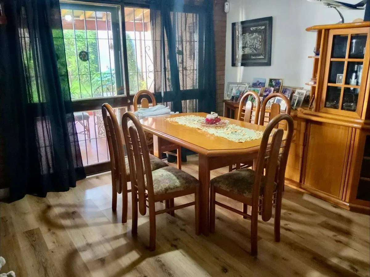 Venta Lomas del Mirador, Casa con parque y coheras 4