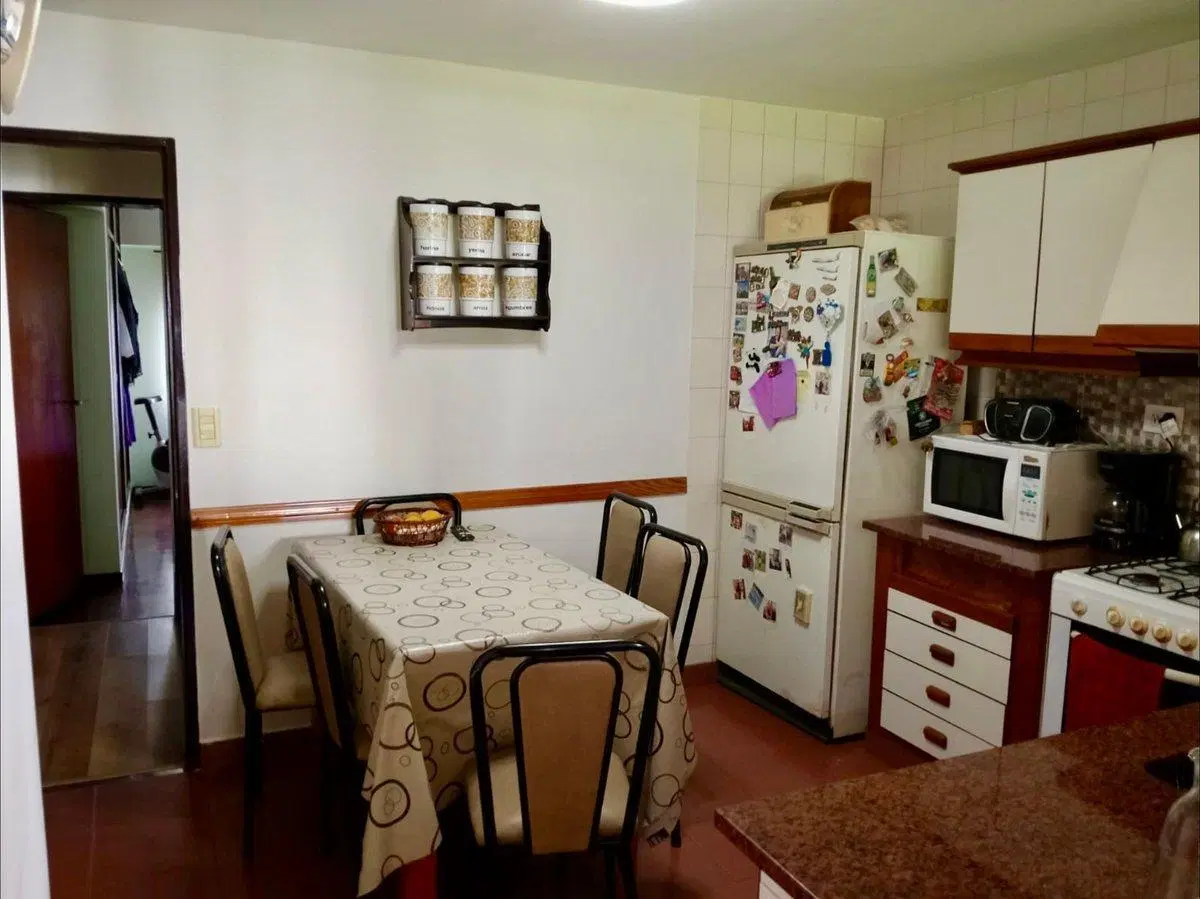 Venta Lomas del Mirador, Casa con parque y coheras 2