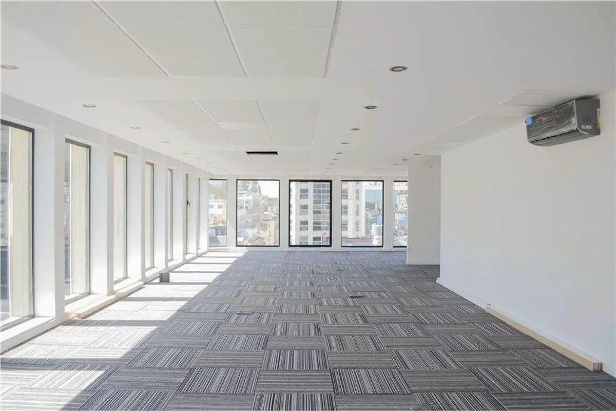 Oficina Microcentro 260m2  Piso Alto 3