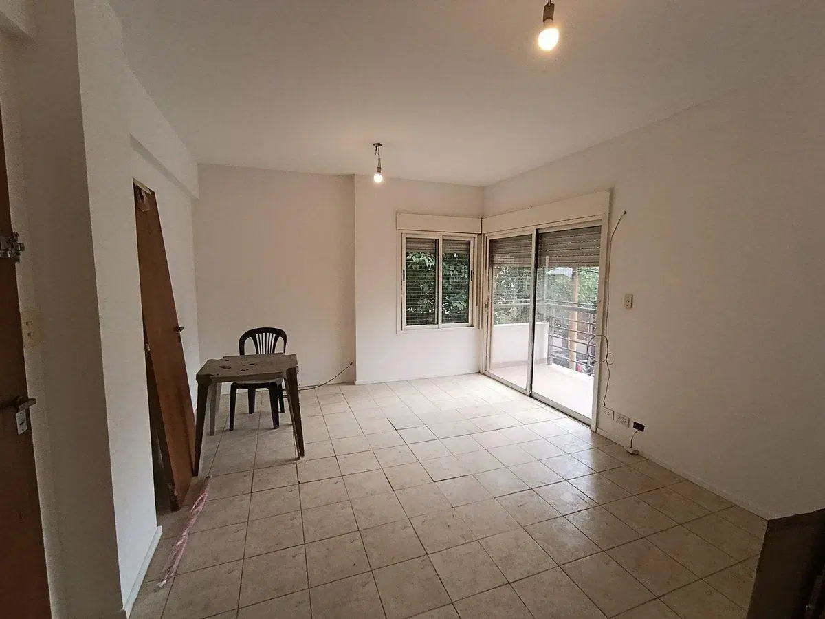 MONOAMBIENTE C/ BALCON VENTA S.LUGARES ESTACION 4