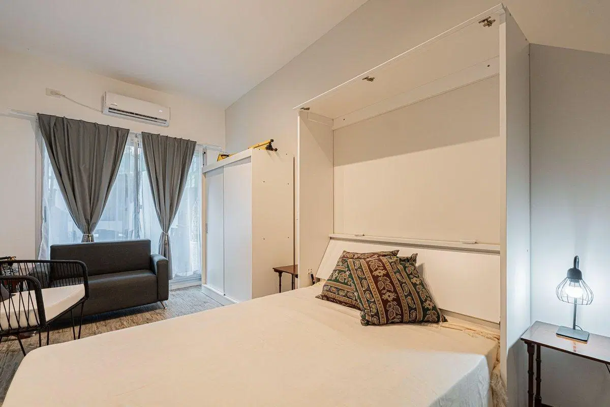 Venta monoambiente Villa Urquiza con jardin 5