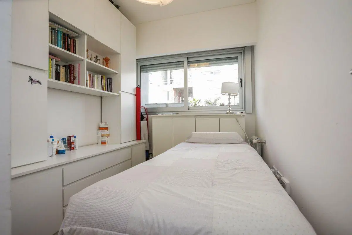 DEPTO 3 AMB C/ BALCÓN Y COCHERA - VENTA / PALERMO 3
