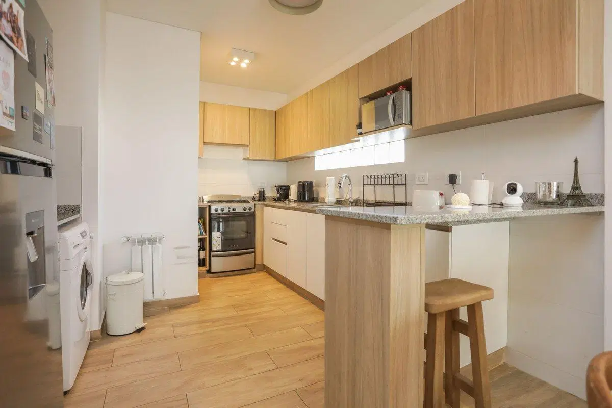 DEPTO 3 AMB C/ BALCÓN Y COCHERA - VENTA / PALERMO 2