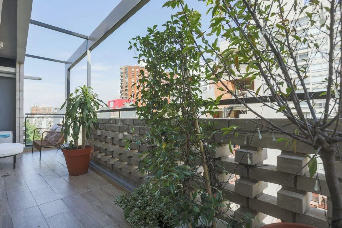 DEPTO 3 AMB C/ BALCÓN Y COCHERA - VENTA / PALERMO 5