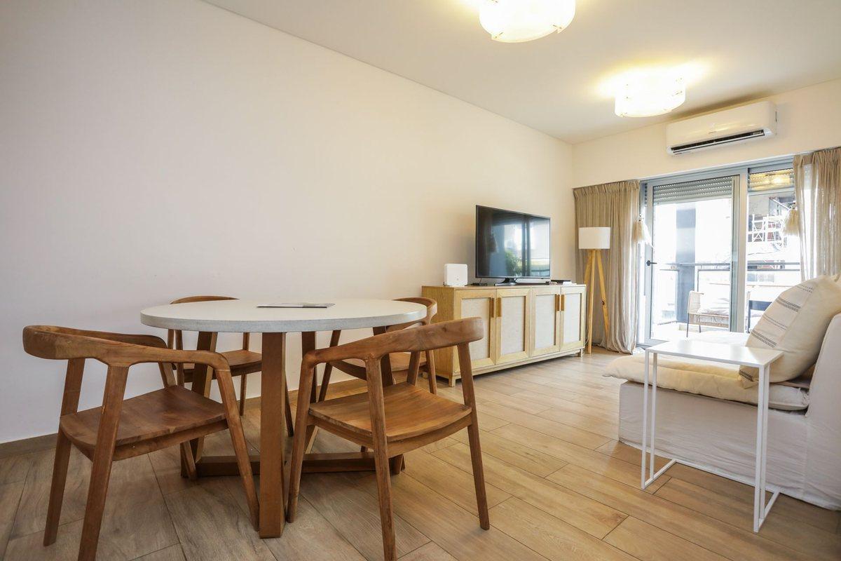 DEPTO 3 AMB C/ BALCÓN Y COCHERA - VENTA / PALERMO