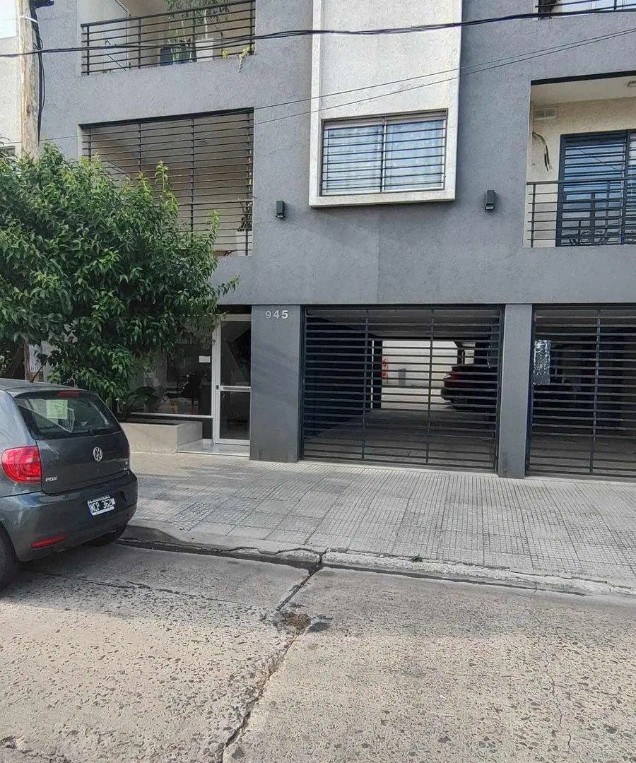 Impecable departamento con cochera 5