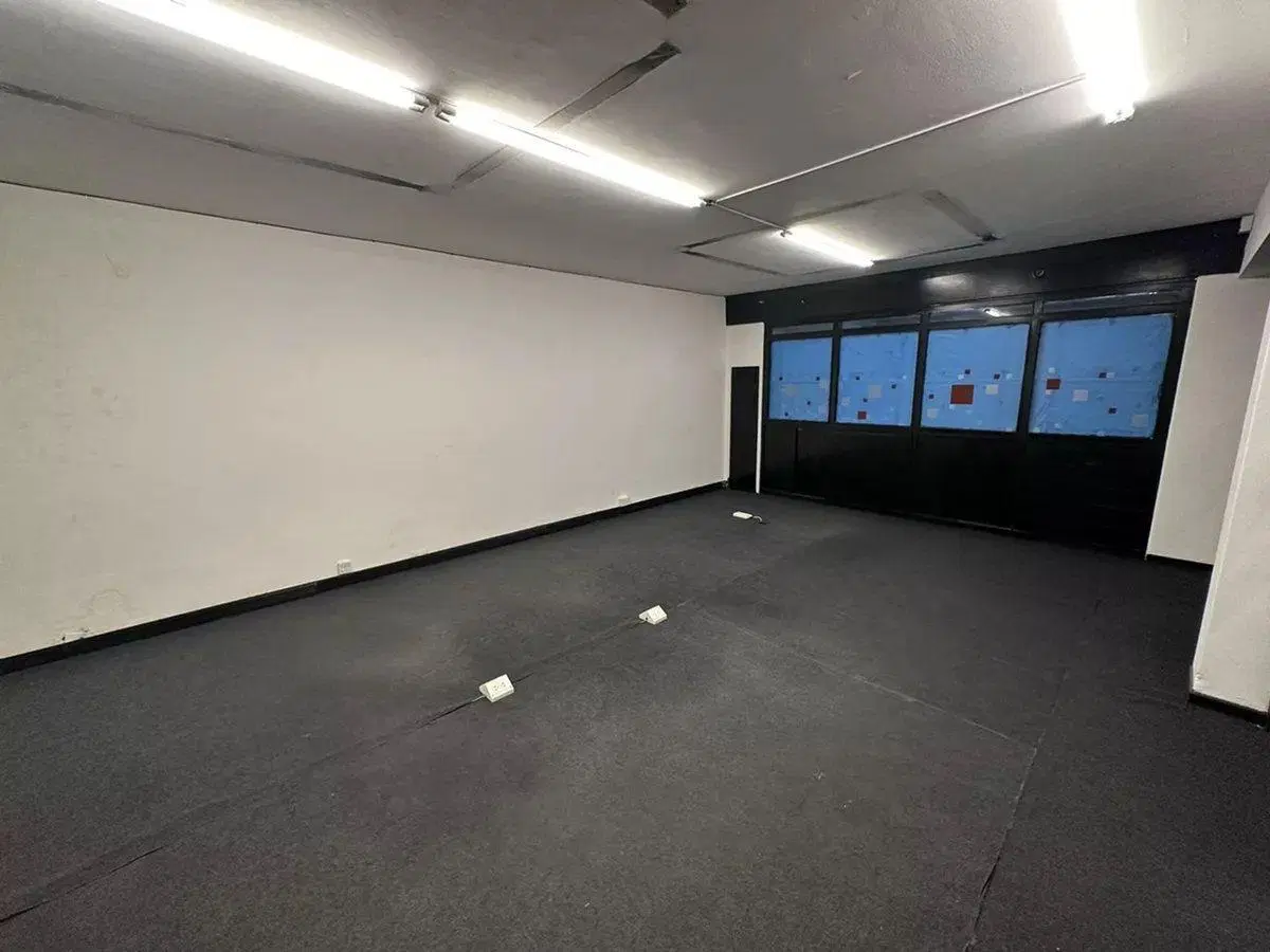 AMPLIA OFICINA 142 MTS2 - VENTA / MICROCENTRO 2