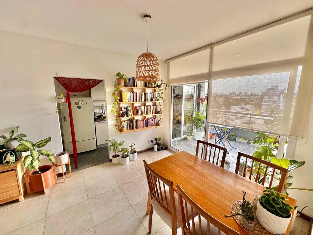 Venta depto 2 ambientes con cochera y balcon! 5