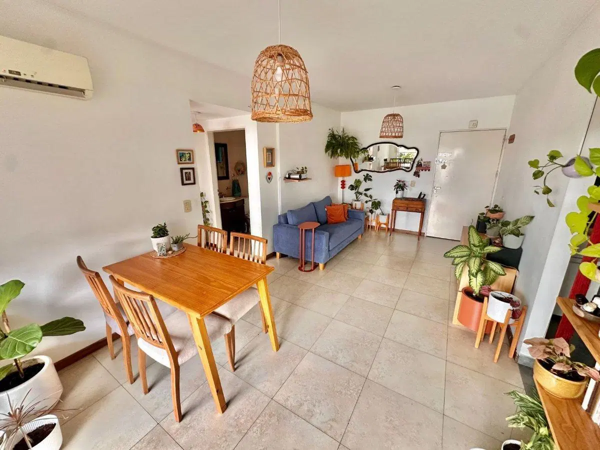 Venta depto 2 ambientes con cochera y balcon! 2