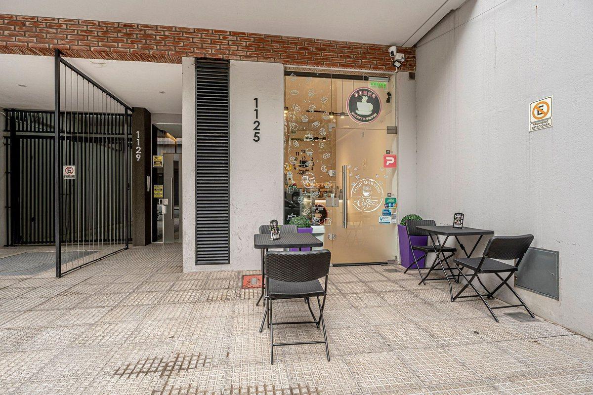Venta local comercial a la calle Palermo