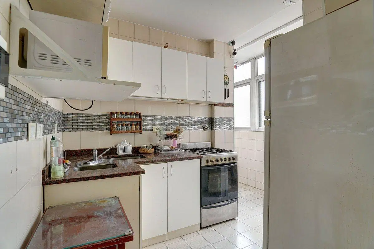 Venta 3 amb al frente con balcon excelente estado 5