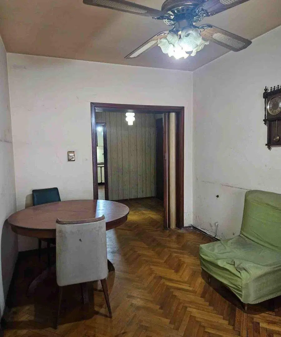 DEPARTAMENTO 3 AMB + PATIO VENTA ALMAGRO CABA 2