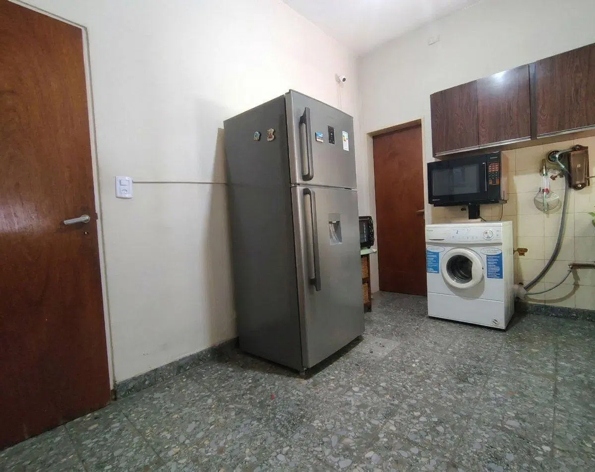 Venta Casa JL Suarez JARDIN-PATIO PARRILLA-COCHERA 2