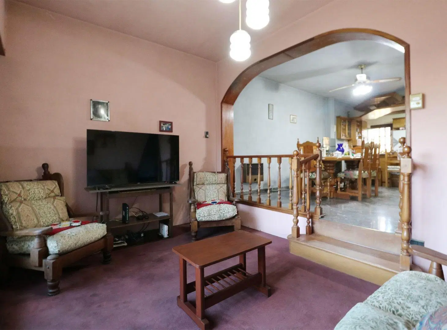Venta casa 6 amb con local al frente y playroom 5