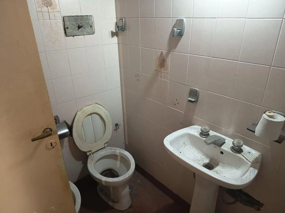 CASA A REFACCIONAR SOBRE LOTE DE 185 METROS 3