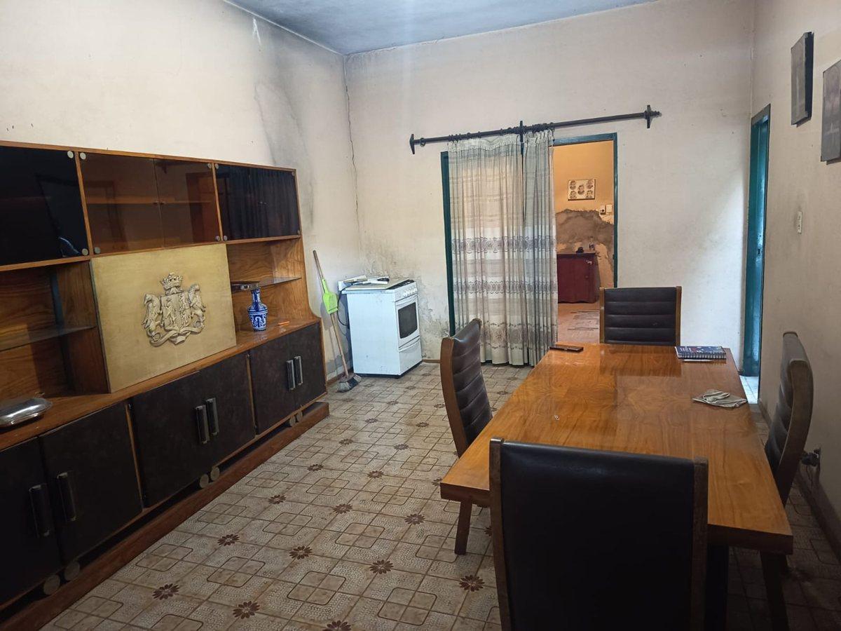 CASA A REFACCIONAR SOBRE LOTE DE 185 METROS