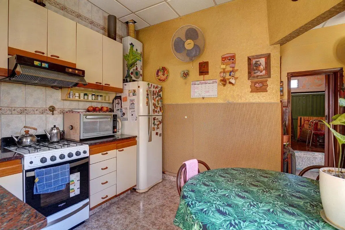 CASA LOTE PROPIO 4 AMB.- VENTA / POMPEYA NORTE 5