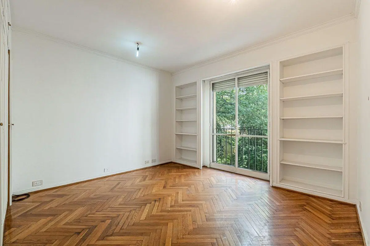 Venta depto 7 ambientes Av Libertador 2 cocheras 4