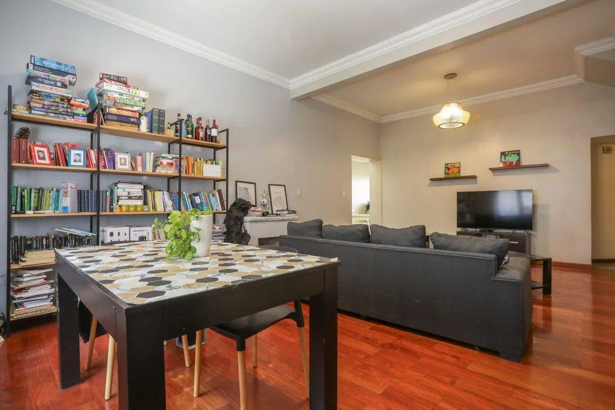 VENTA CASA EN FLORES, 2 PHs en BLOCK 3