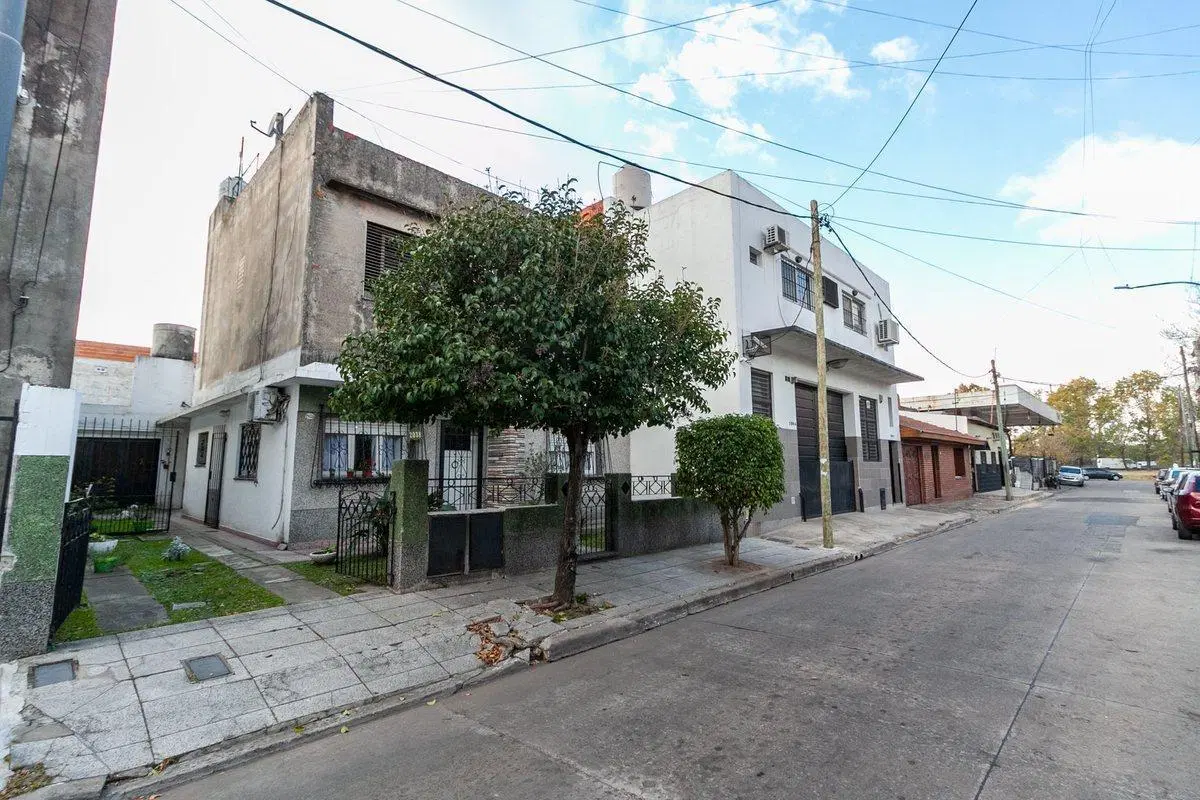 Casa  Parque Avellaneda Multifamiliar con Garaje 4