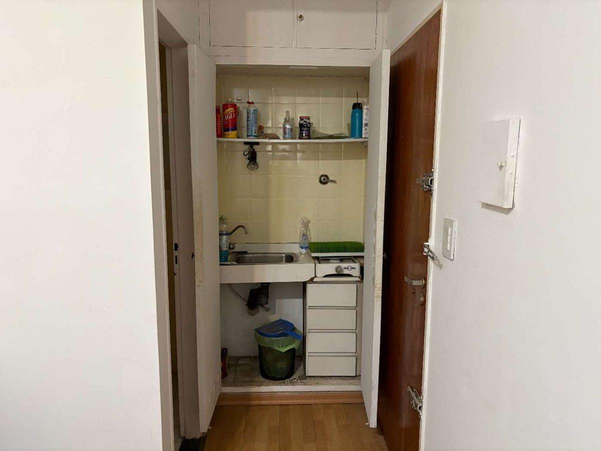 VENTA DE OFICINA CON 2 BOXES - MICROCENTRO