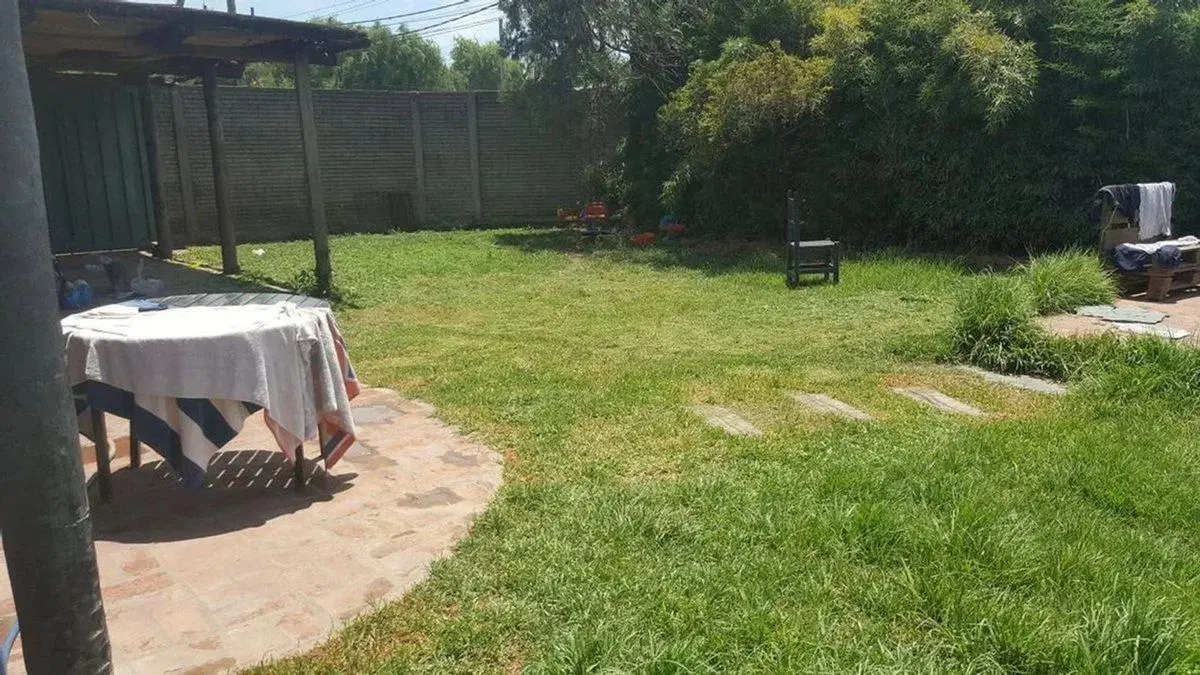 CASA CON PILETA EN ESCOBAR 3