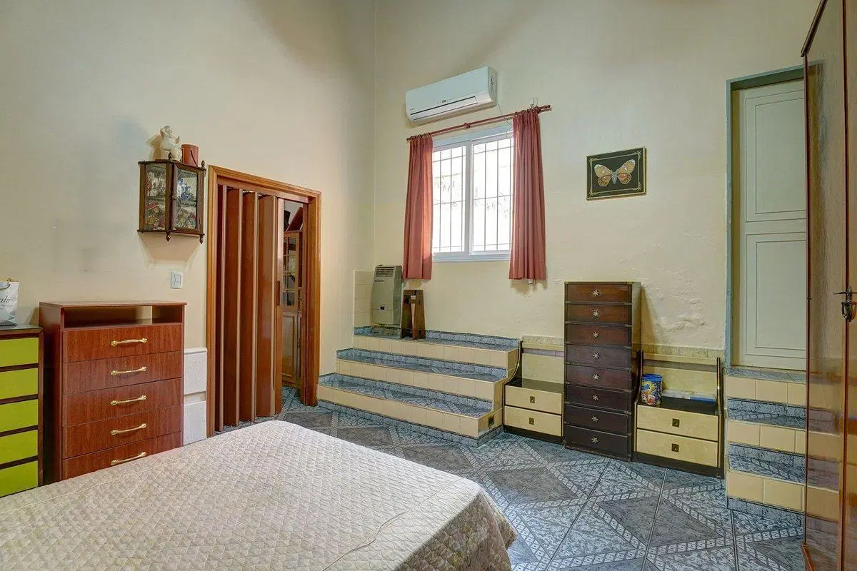 CASA 4 AMB LOTE PROPIO C/ TERRAZA - VENTA / BOEDO 2
