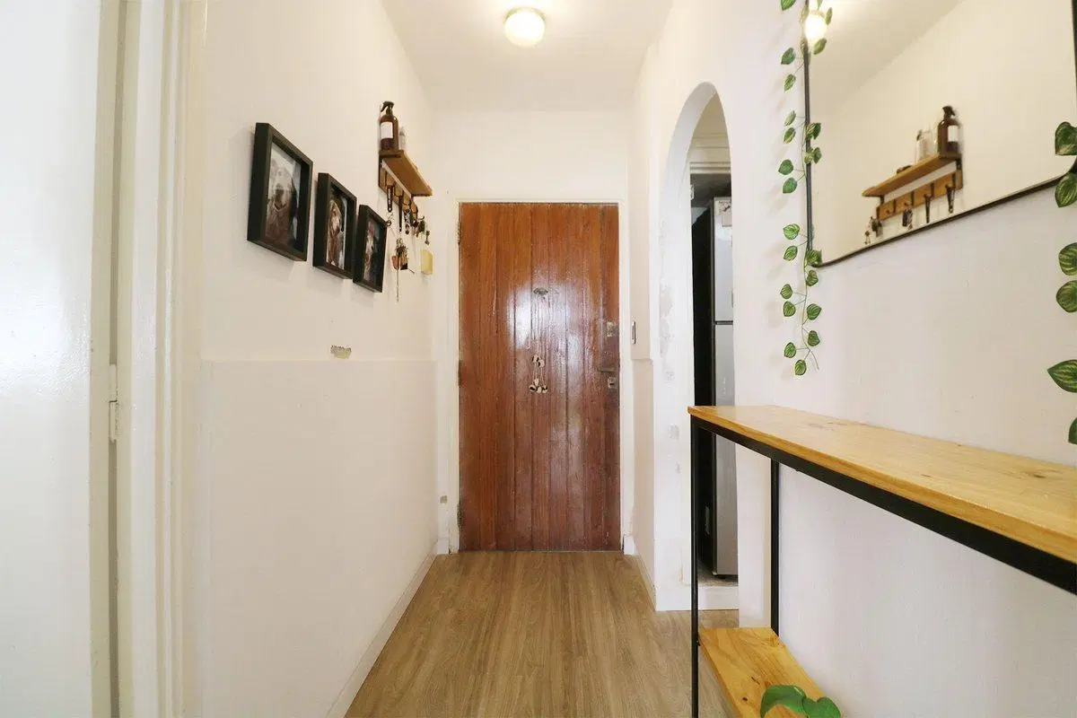 VENTA PH 3 AMB. CON PATIO EN PLANTA BAJA - FLORES 3