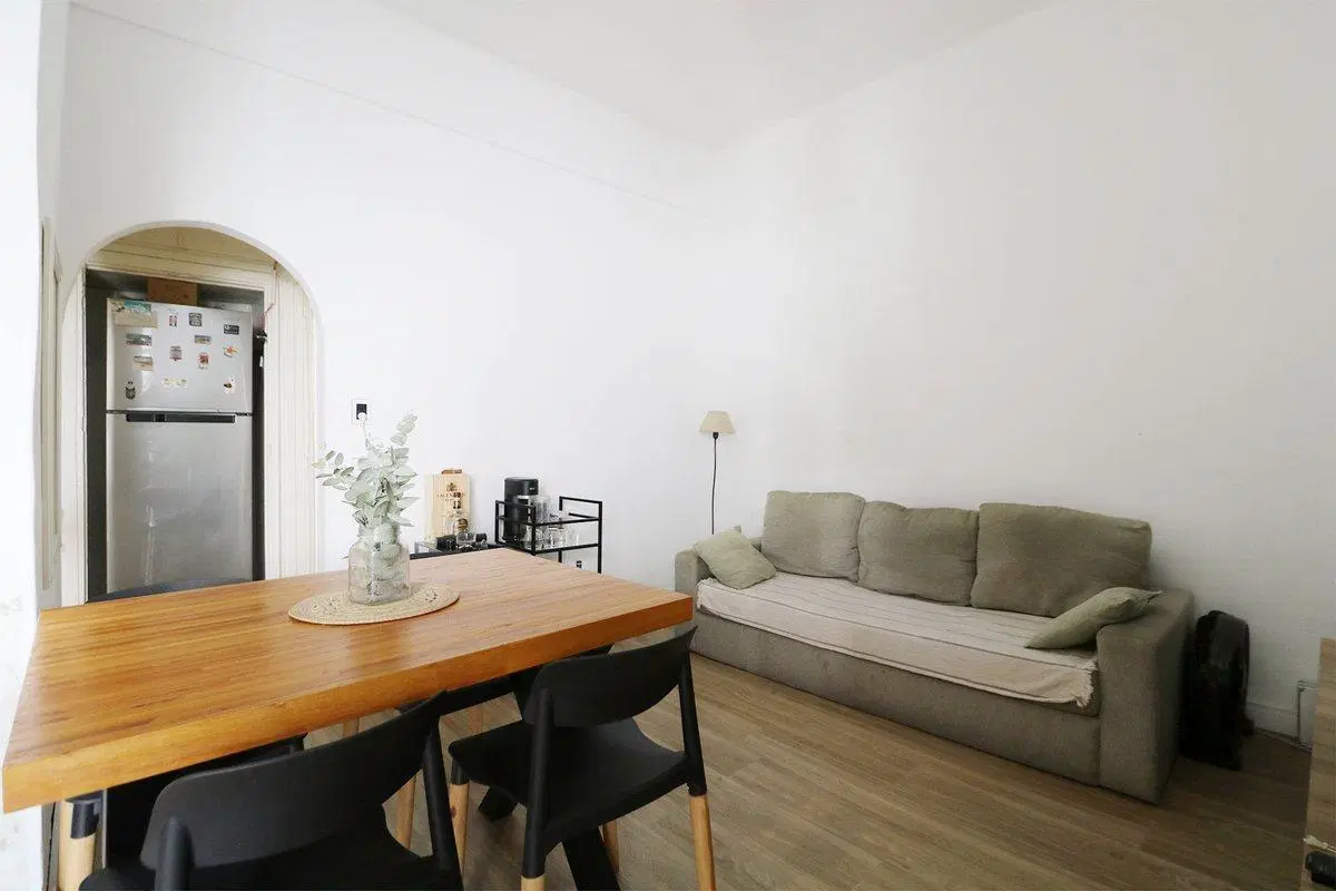 VENTA PH 3 AMB. CON PATIO EN PLANTA BAJA - FLORES 2