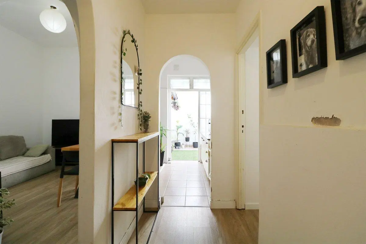 VENTA PH 3 AMB. CON PATIO EN PLANTA BAJA - FLORES 5