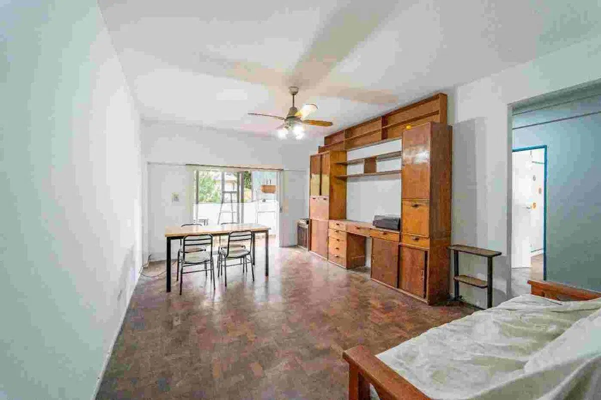 Venta - Amplio Departamento en San Martín Centro 2