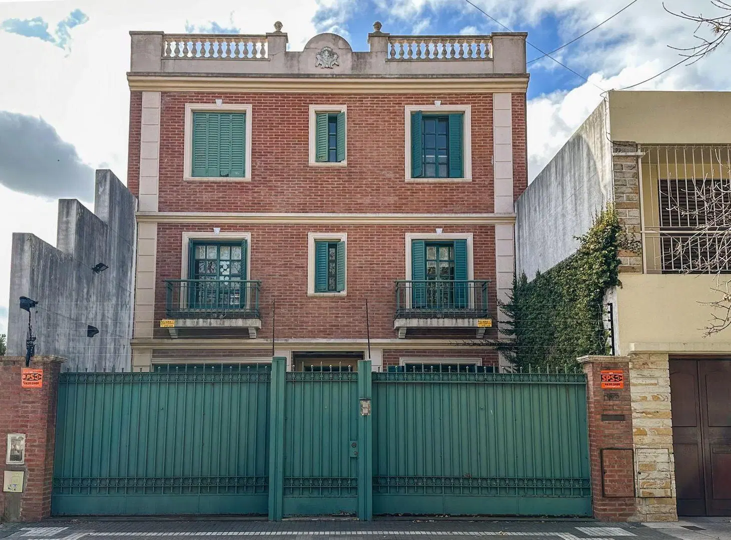 Venta Casa 6 amb con pieta Devoto 2