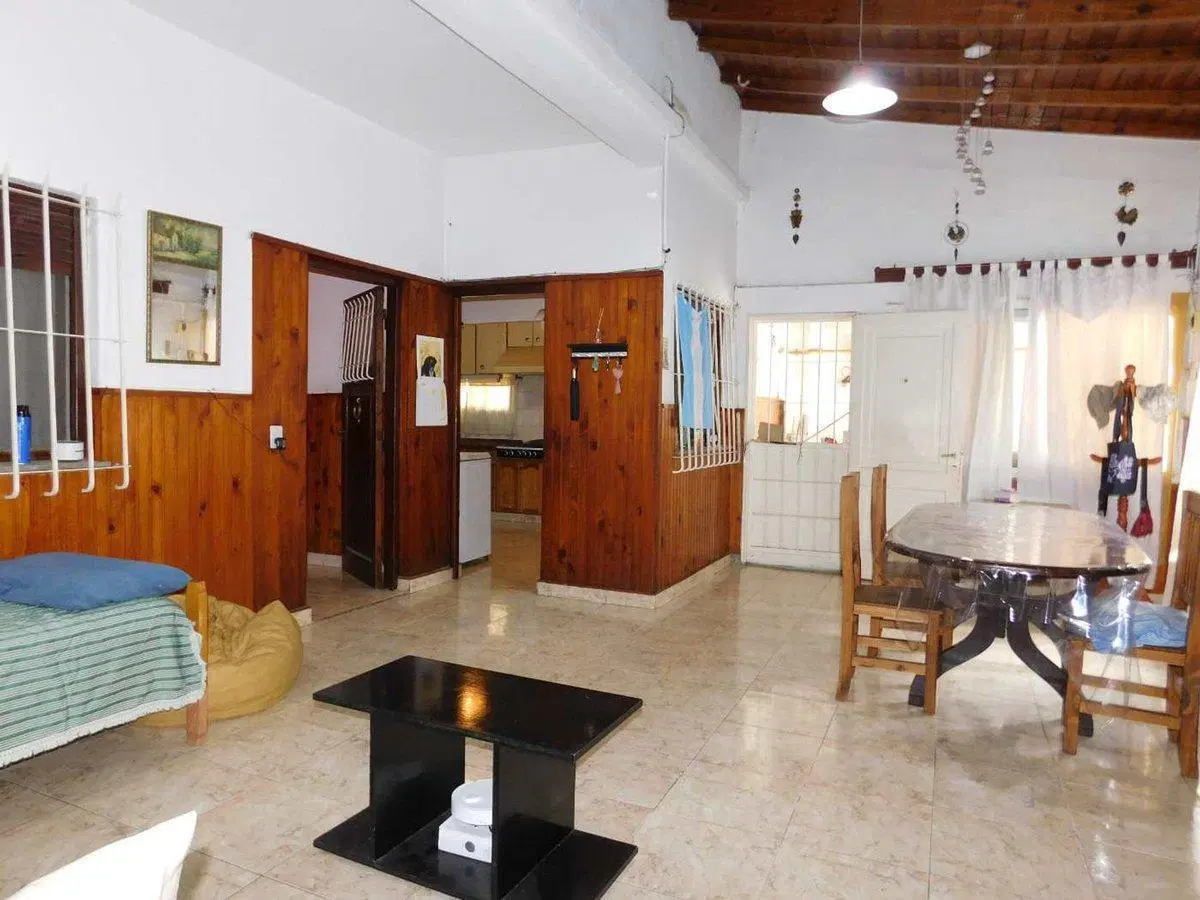 VENTA PH 3 AMB, LOCAL, TERRAZA, JARDÍN- HURLINGHAM 4