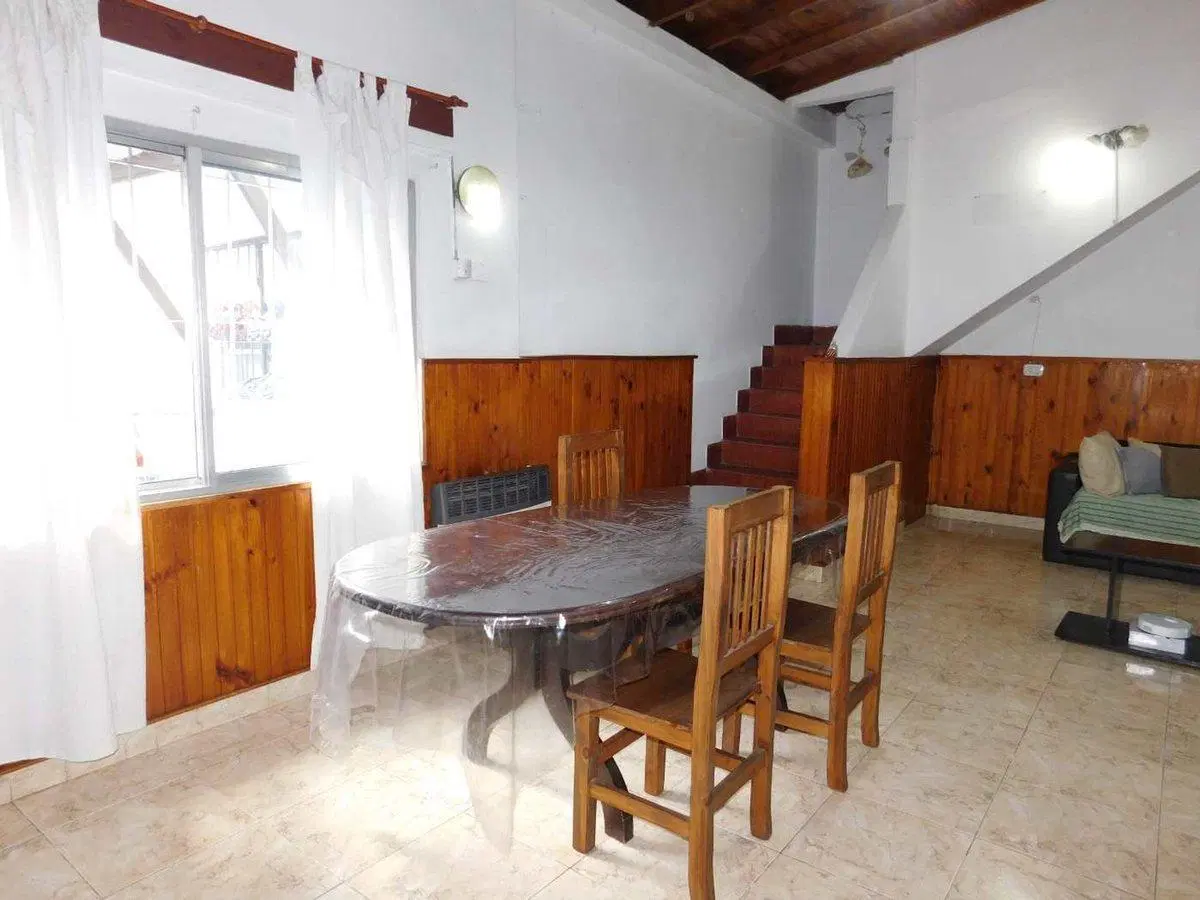 VENTA PH 3 AMB, LOCAL, TERRAZA, JARDÍN- HURLINGHAM 4