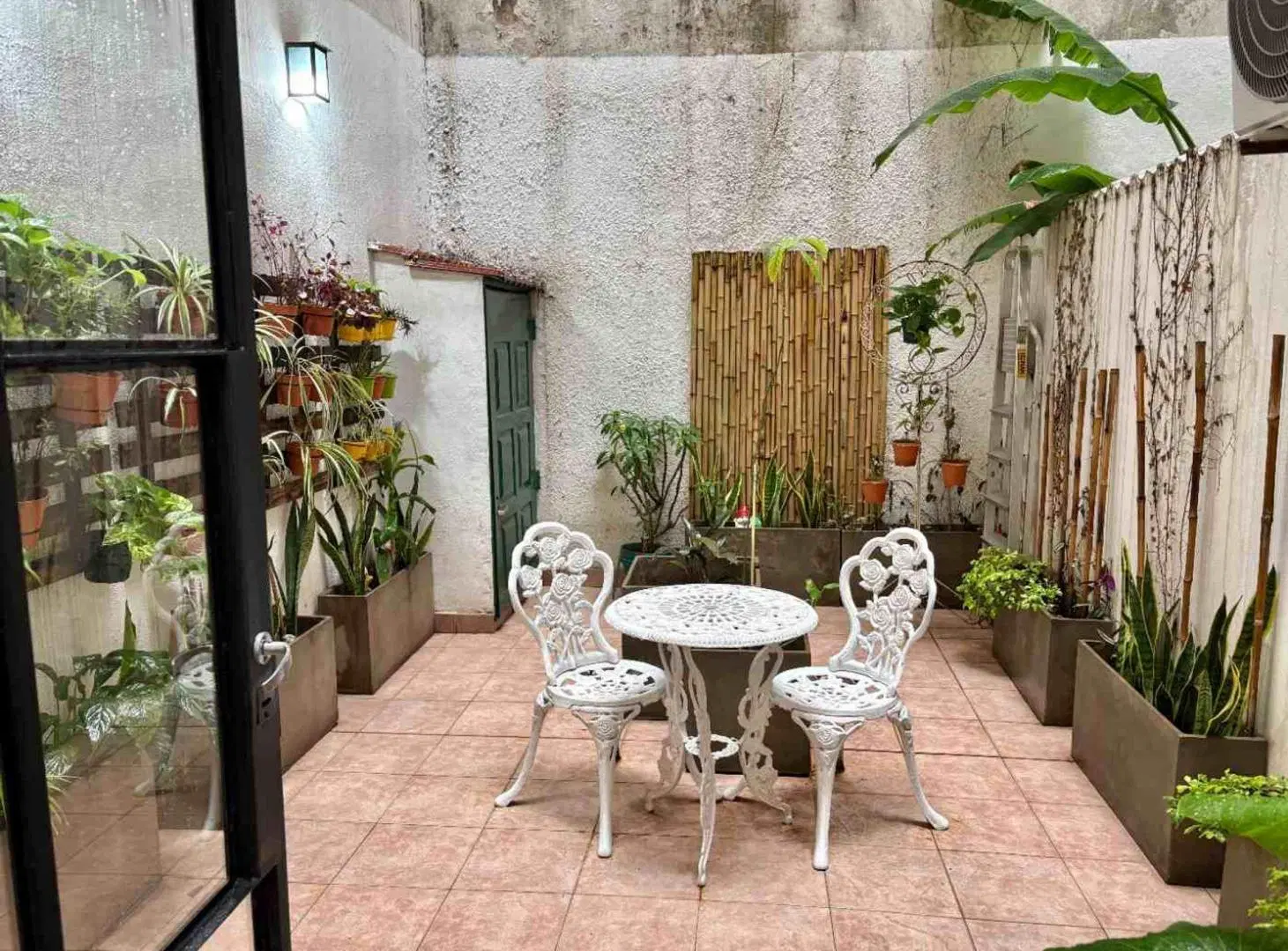 VENTA AMPLIO MONOAMBIENTE CON PATIO - RECOLETA 4