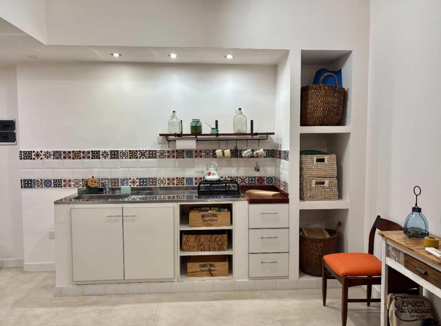 VENTA AMPLIO MONOAMBIENTE CON PATIO - RECOLETA