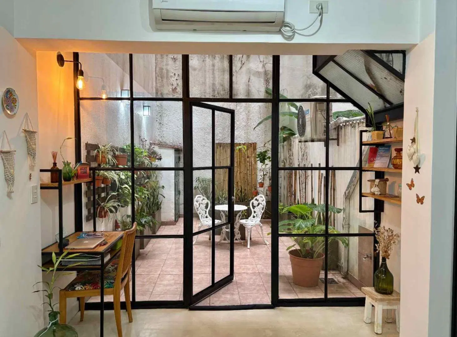 VENTA AMPLIO MONOAMBIENTE CON PATIO - RECOLETA 3