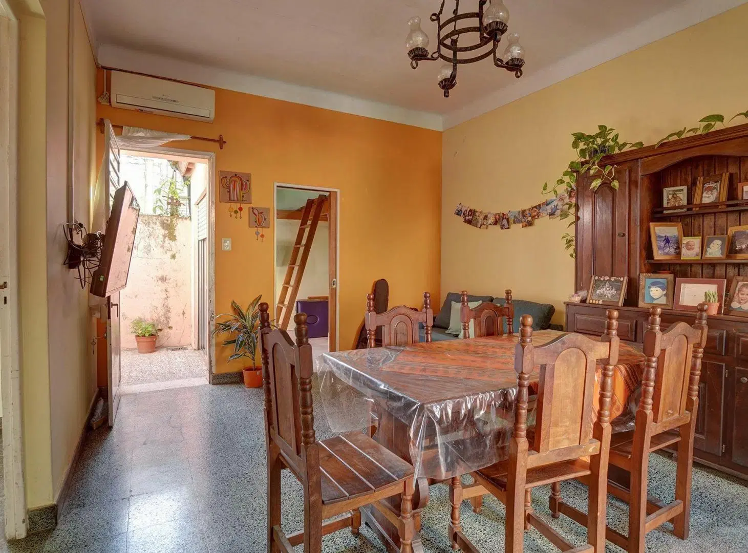 HERMOSO PH 4 AMB. /VENTA - MONTE CASTRO 4