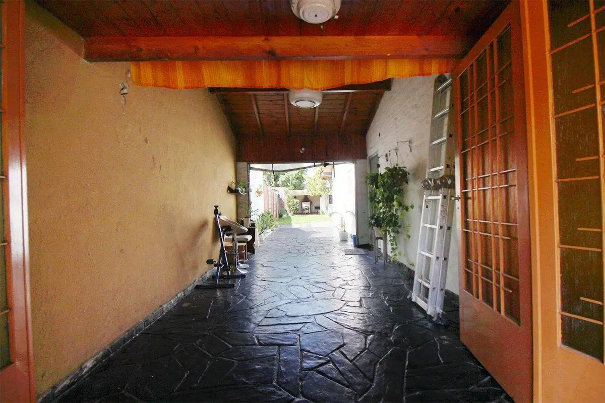 VENTA CASA + PATIO, QUINCHO, PILETA PALOMAR BS.AS 3
