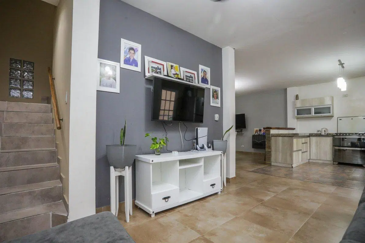 VENTA CASA 4 AMB. PATIO VILLA LUGANO APTO CREDITO! 2